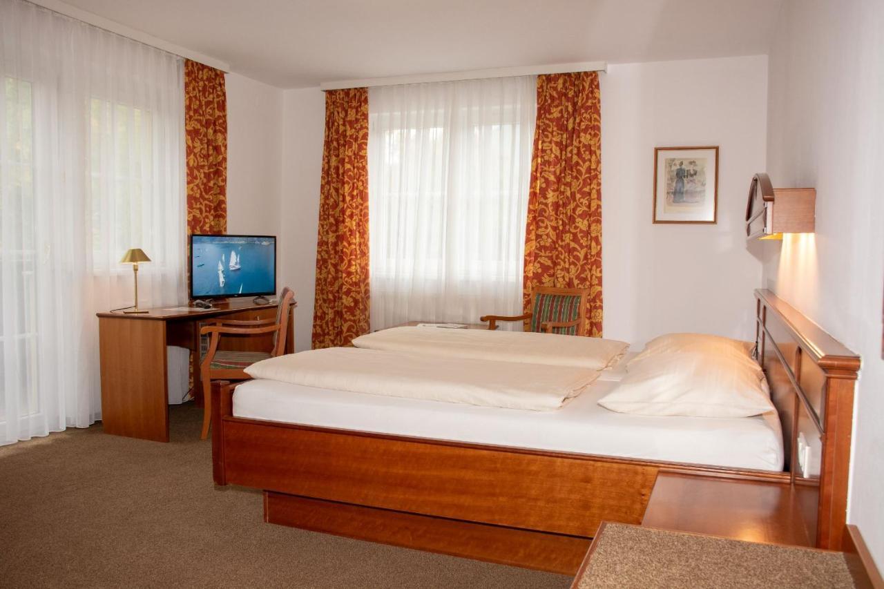Landhotel Post Ebensee Am Traunsee ***S Dış mekan fotoğraf