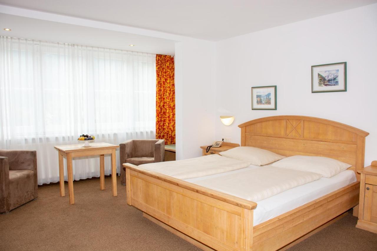 Landhotel Post Ebensee Am Traunsee ***S Dış mekan fotoğraf